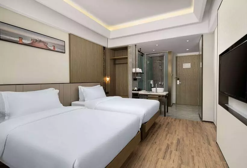 Microtel By Wyndham Sanya Dadonghai