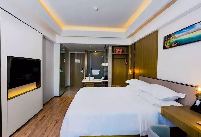 Microtel By Wyndham Sanya Dadonghai