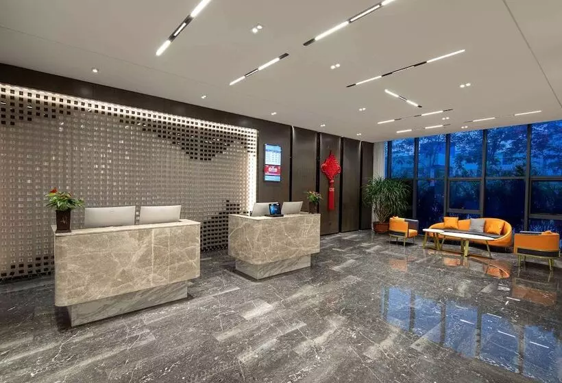 Microtel By Wyndham Sanya Dadonghai