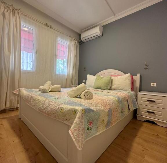 Monat Otel Hacimemis