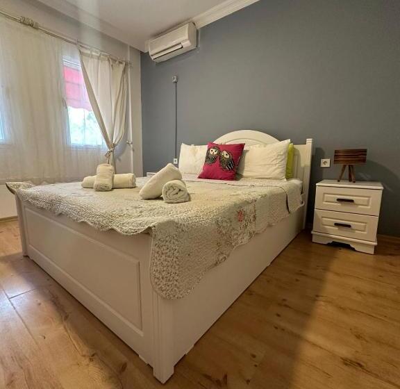 Monat Otel Hacimemis