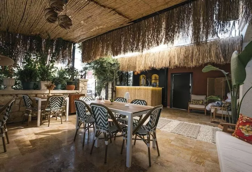 Hotelli Dbd Alaçatı