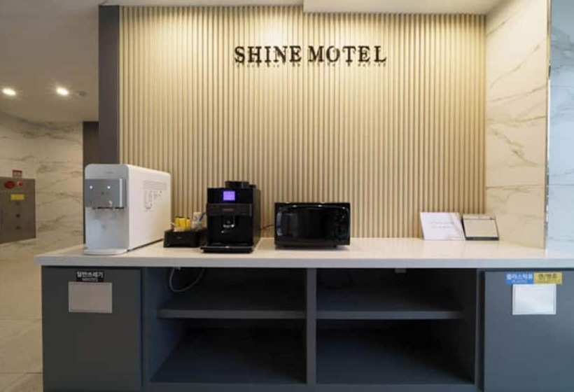 Motel Donghae Shine