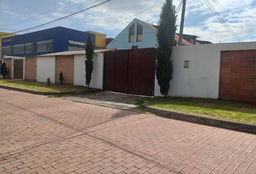 פנסיון Casa Aram Deportiva