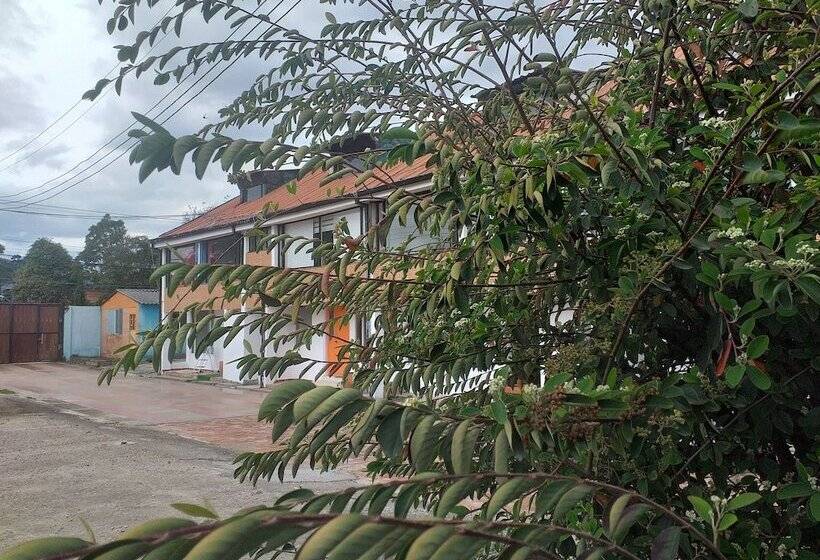 פנסיון Casa Aram Deportiva