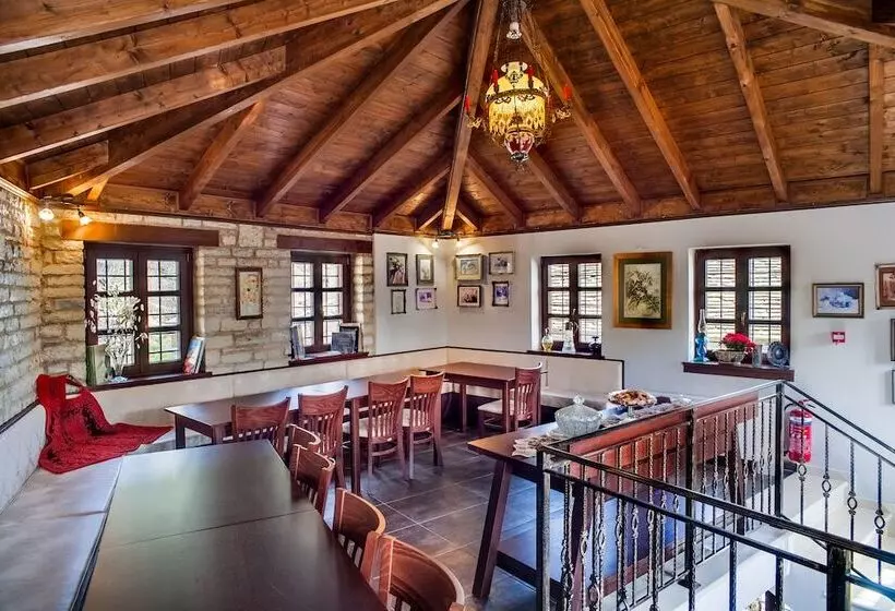 Majatalo Gioraldi Art