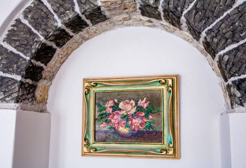 بنسيون Gioraldi Art