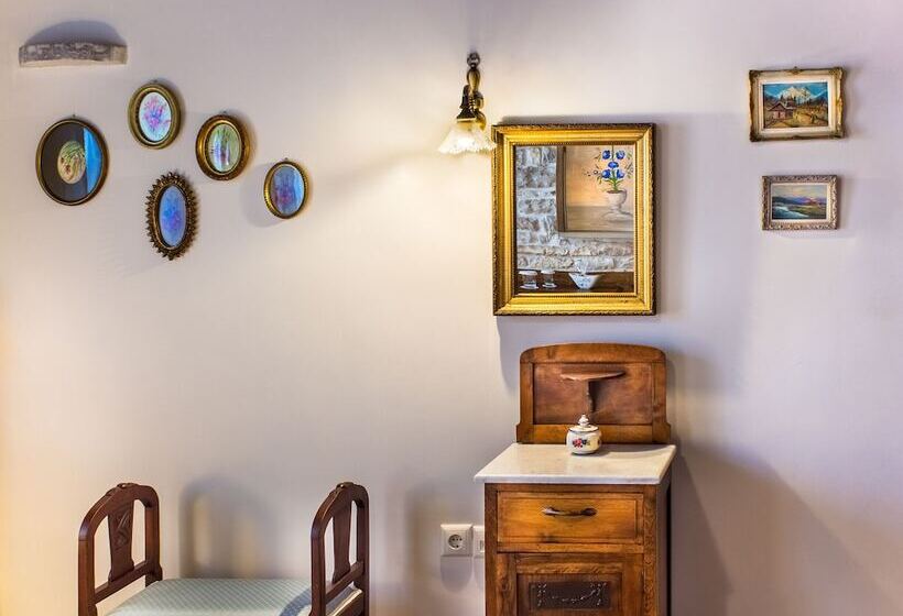 بنسيون Gioraldi Art