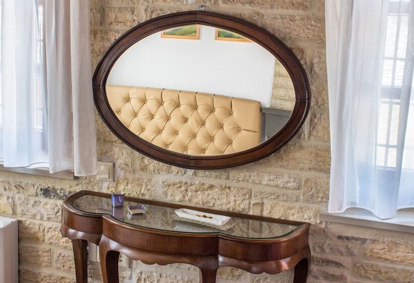 بنسيون Gioraldi Art