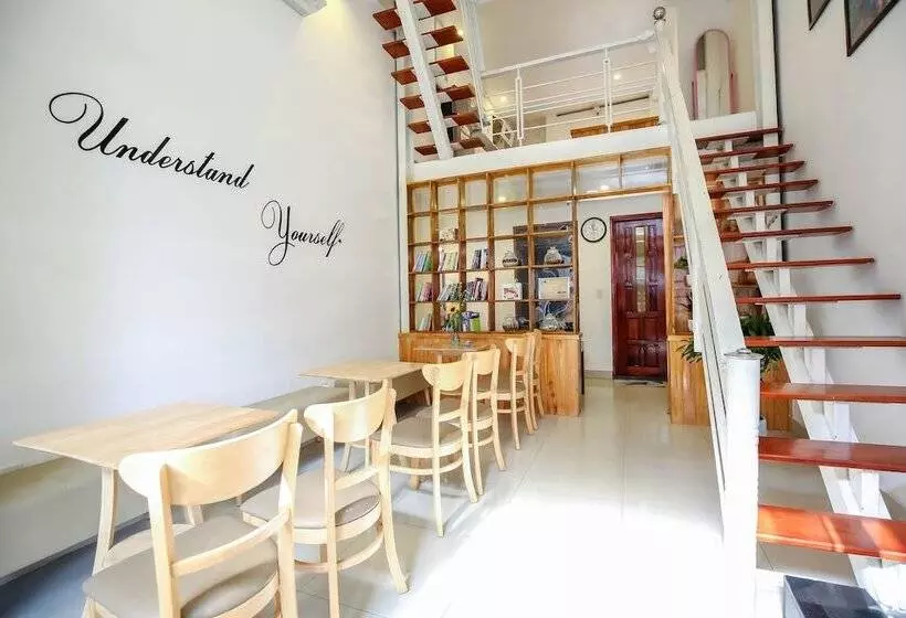 ペンション Sleep Box  Di Ngau Homestay Hue