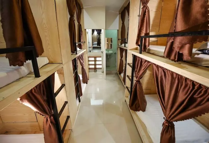 ペンション Sleep Box  Di Ngau Homestay Hue