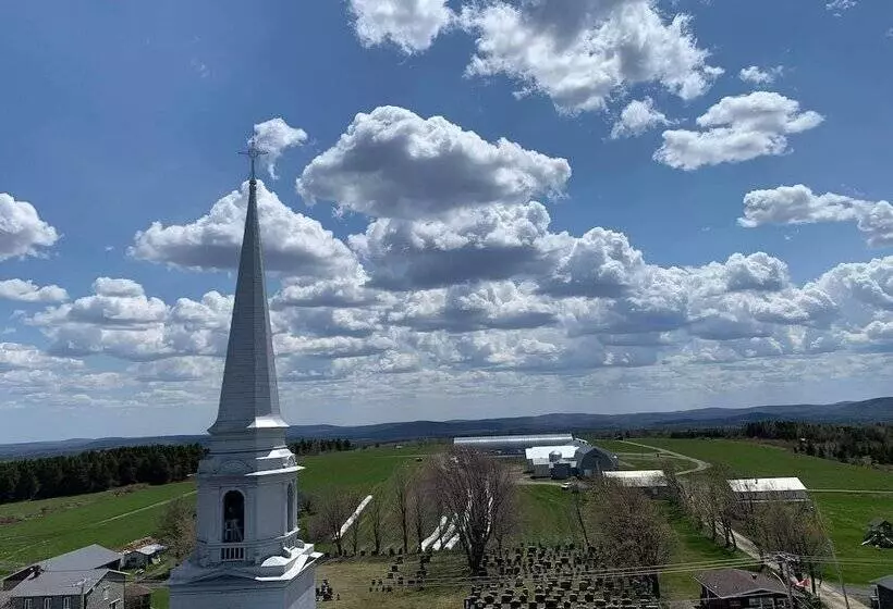 Aamiaismajoitus (B&B) L Ancien Presbytère De St Marcel