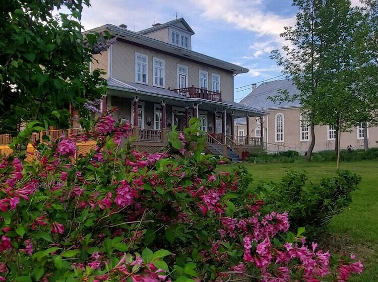 مبيت وإفطار L Ancien Presbytère De St Marcel
