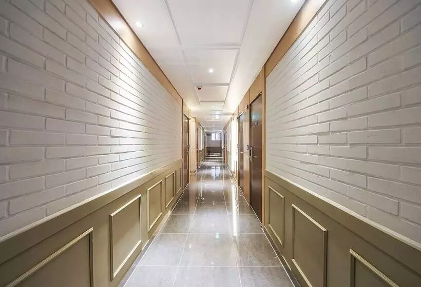 Cheongsong Baegunjang Motel