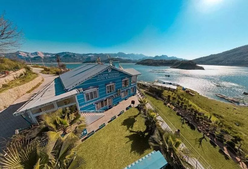 Dolphin Boutique Hotel & Restaurant