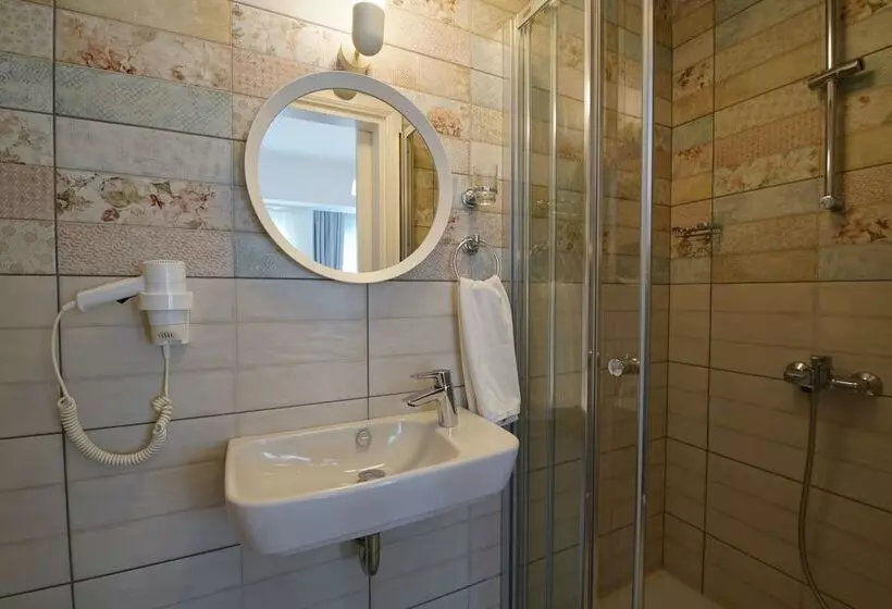 Gelincik Otel