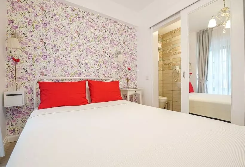 Gelincik Otel