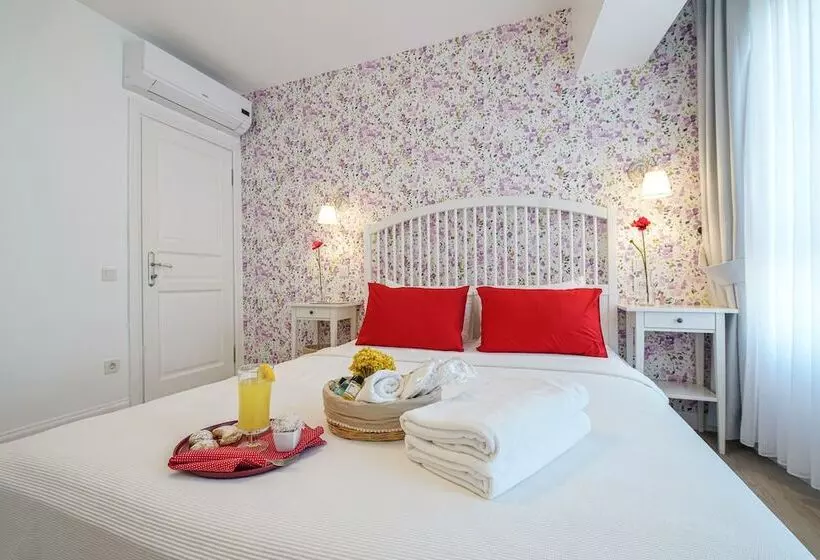 Gelincik Otel