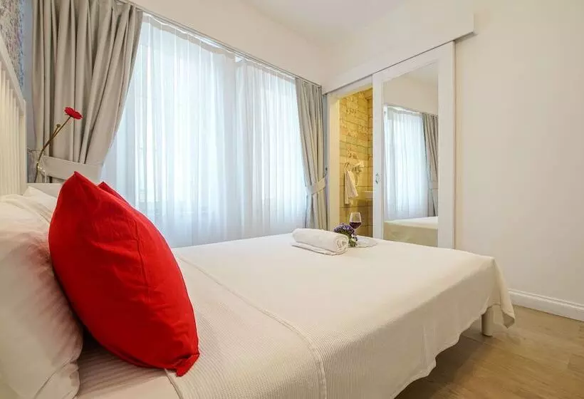 Gelincik Otel