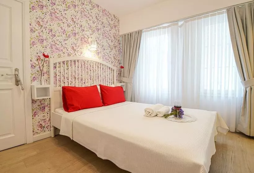 Gelincik Otel
