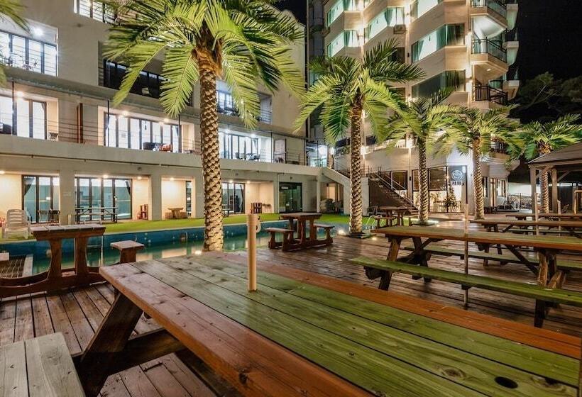 Gyeongju Neulsiwon Pension