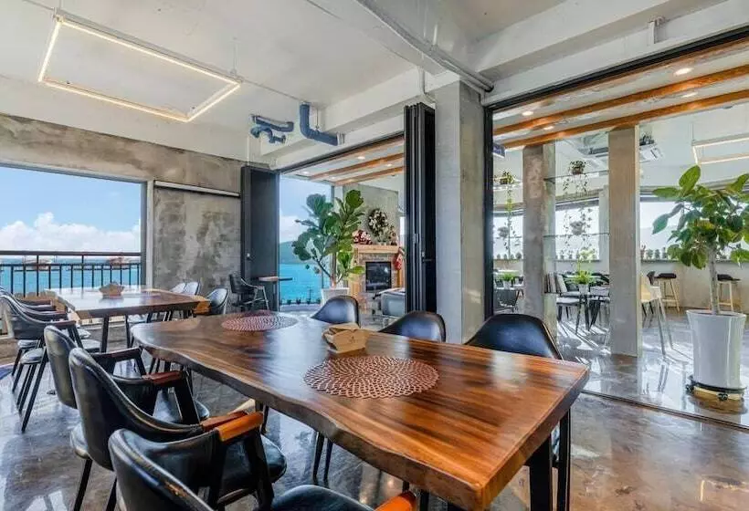 Gyeongju Neulsiwon Pension