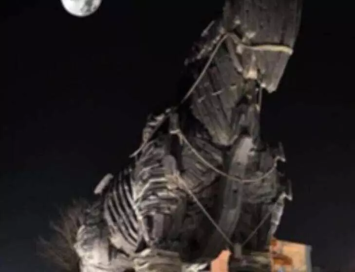 مسافرخانه Moonlight Ay Isigi