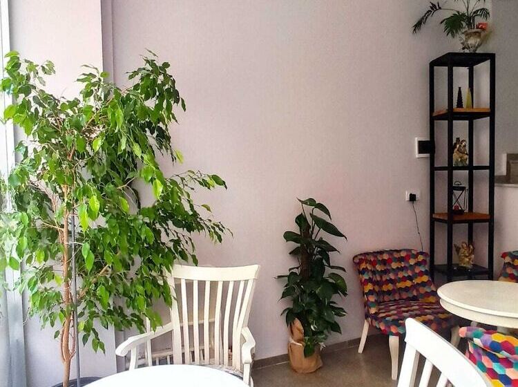 פונדק Moonlight Ay Isigi