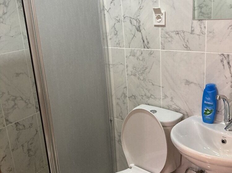 פונדק Moonlight Ay Isigi