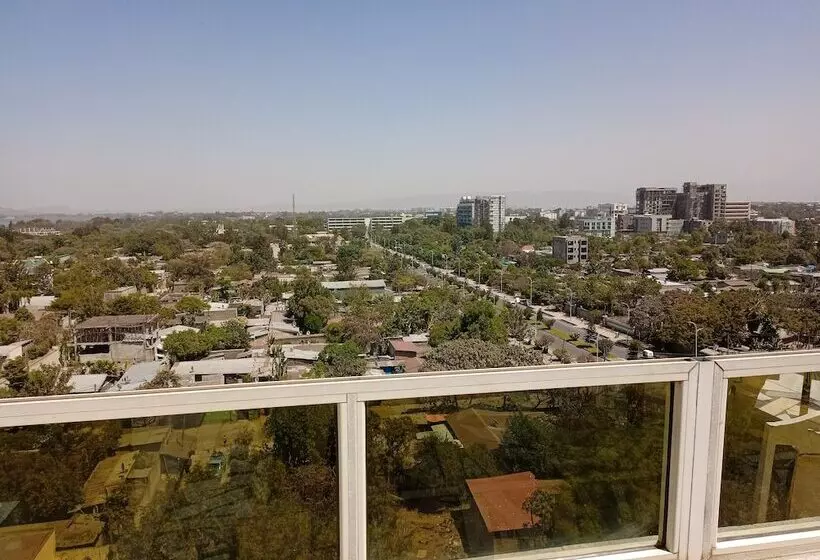 هتل Central Hawassa