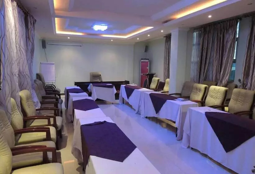 هتل Central Hawassa