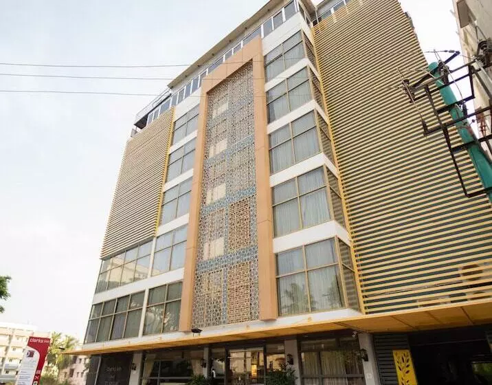 Hotelli Clarks Inn, Airport Bangalore