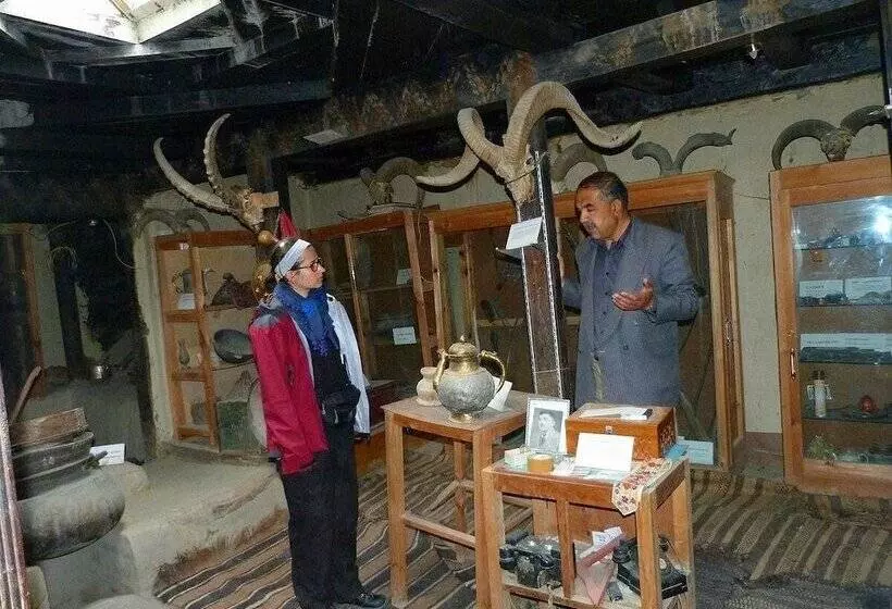 هتل Hunza Marcopolo Inn