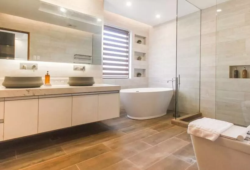 ホテル Kaaya Resort North Boracay