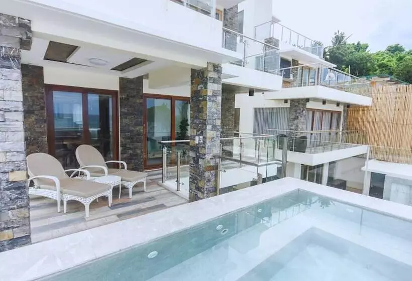 ホテル Kaaya Resort North Boracay