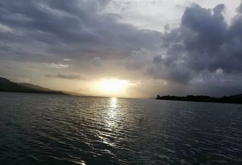 ホテル Lake