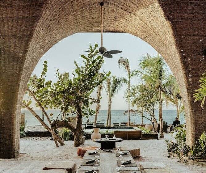 호텔 Nomade Holbox