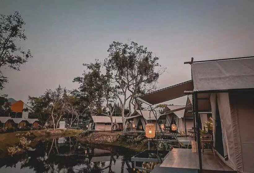 Hotelli The Tree Riverside Kaeng Krachan