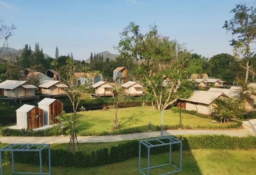 Hotelli The Tree Riverside Kaeng Krachan