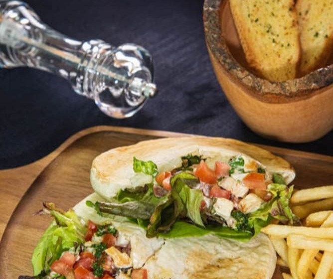 Hotel The Tree Riverside Kaeng Krachan