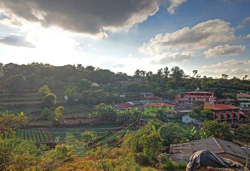 Hotel Treebo Raaya Regency