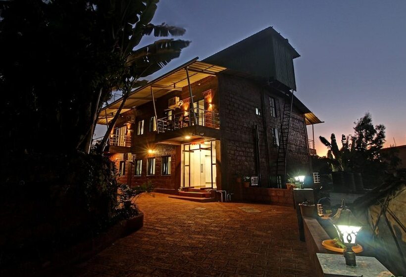 Hotel Treebo Raaya Regency