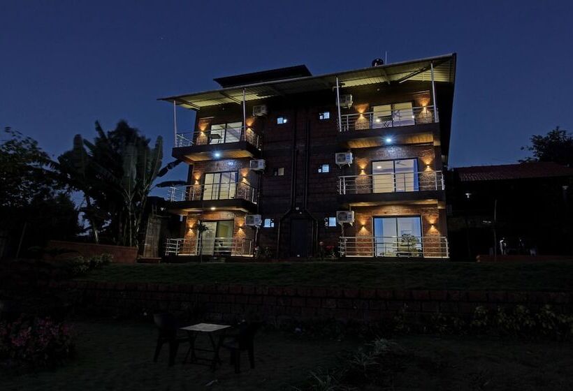 Hotel Treebo Raaya Regency