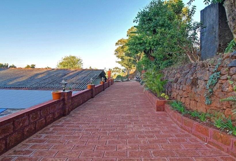 Hotel Treebo Raaya Regency