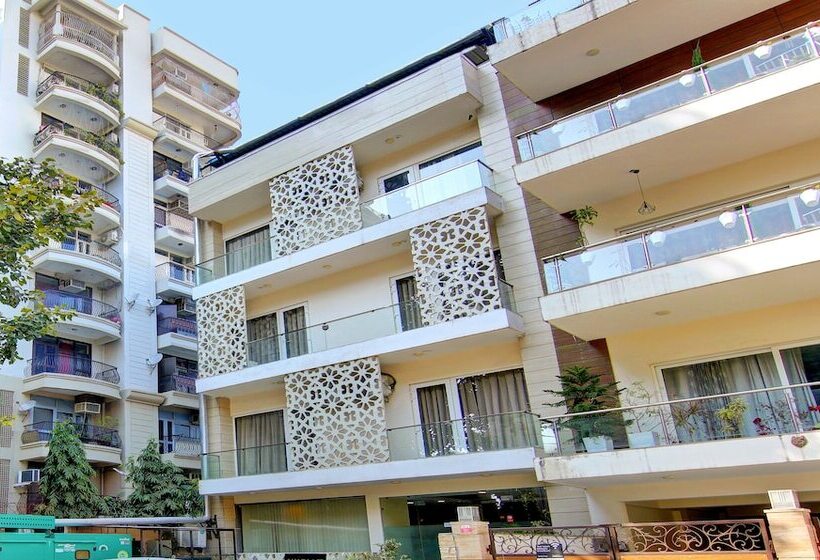 Hotel Treebo Sai Village Gold Souk   Sec 43