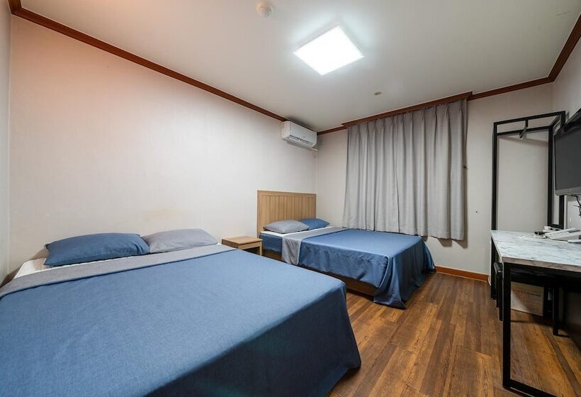 Motel Boryeong Picasso