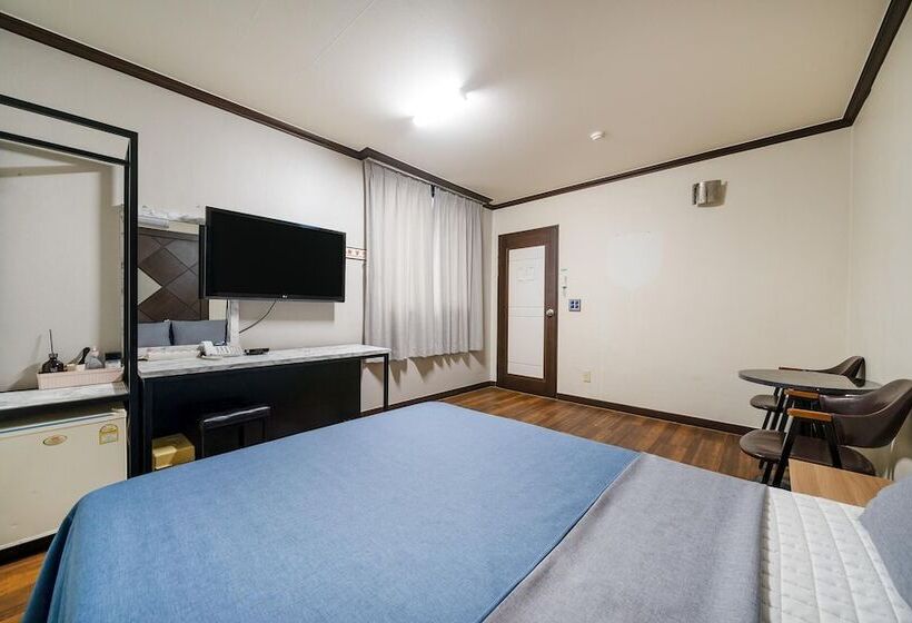 Motel Boryeong Picasso