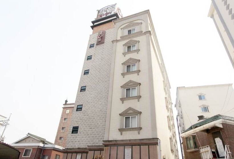 Motel Daejeon Munchang Drama