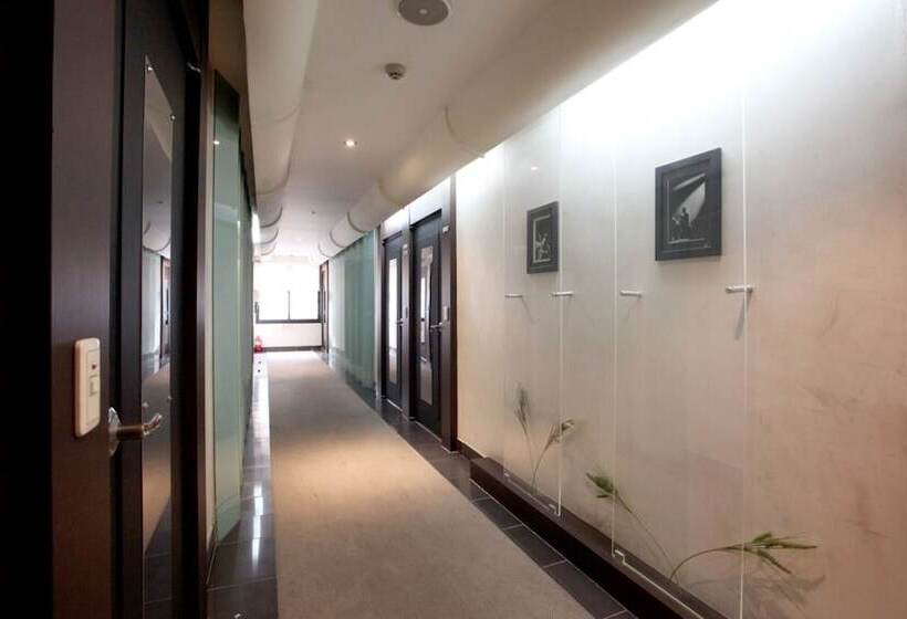 Motel Daejeon Munchang Drama