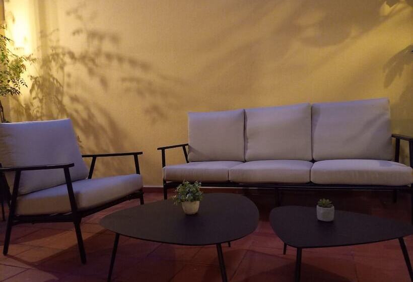 پانسیون Lr Guest House